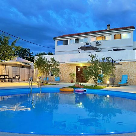 Apartments Villa Mihaela Banj Экстерьер фото
