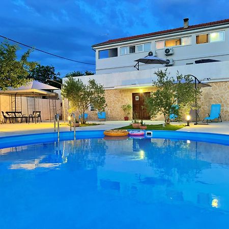 Apartments Villa Mihaela Banj Экстерьер фото