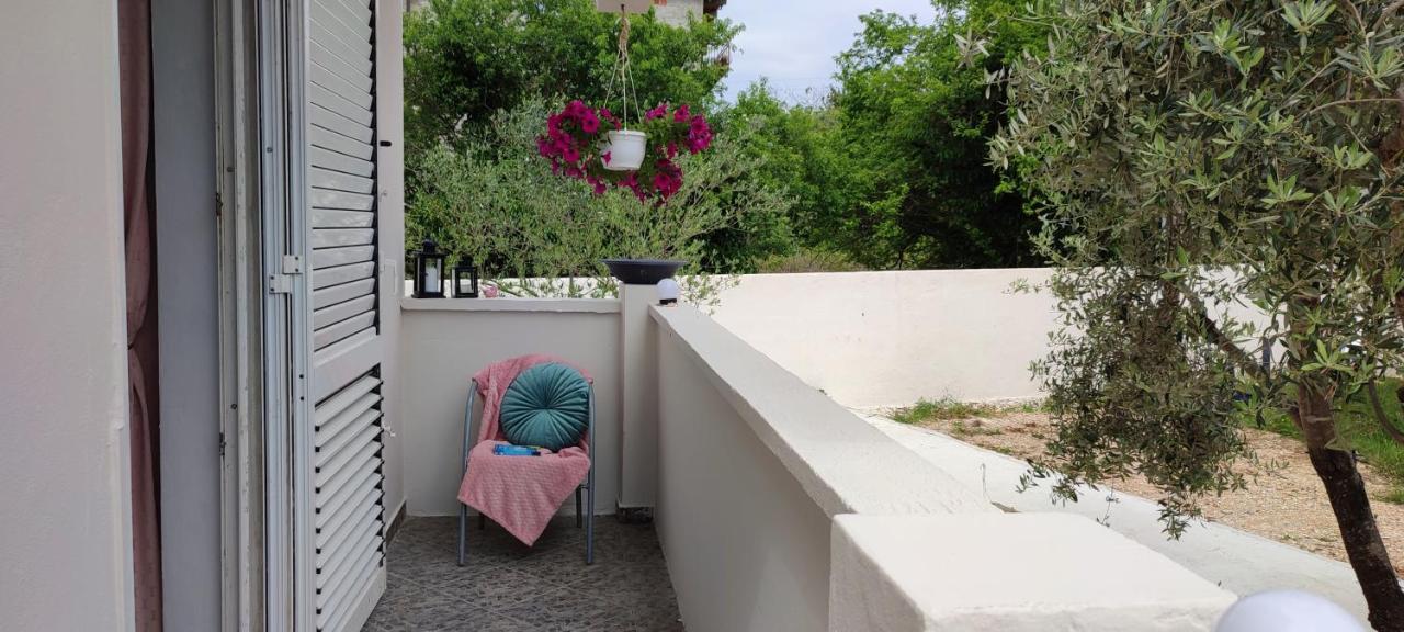 Apartments Villa Mihaela Banj Экстерьер фото