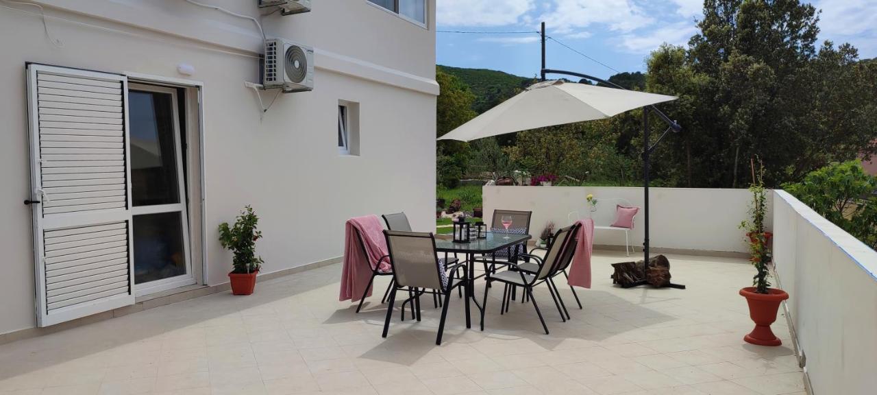 Apartments Villa Mihaela Banj Экстерьер фото