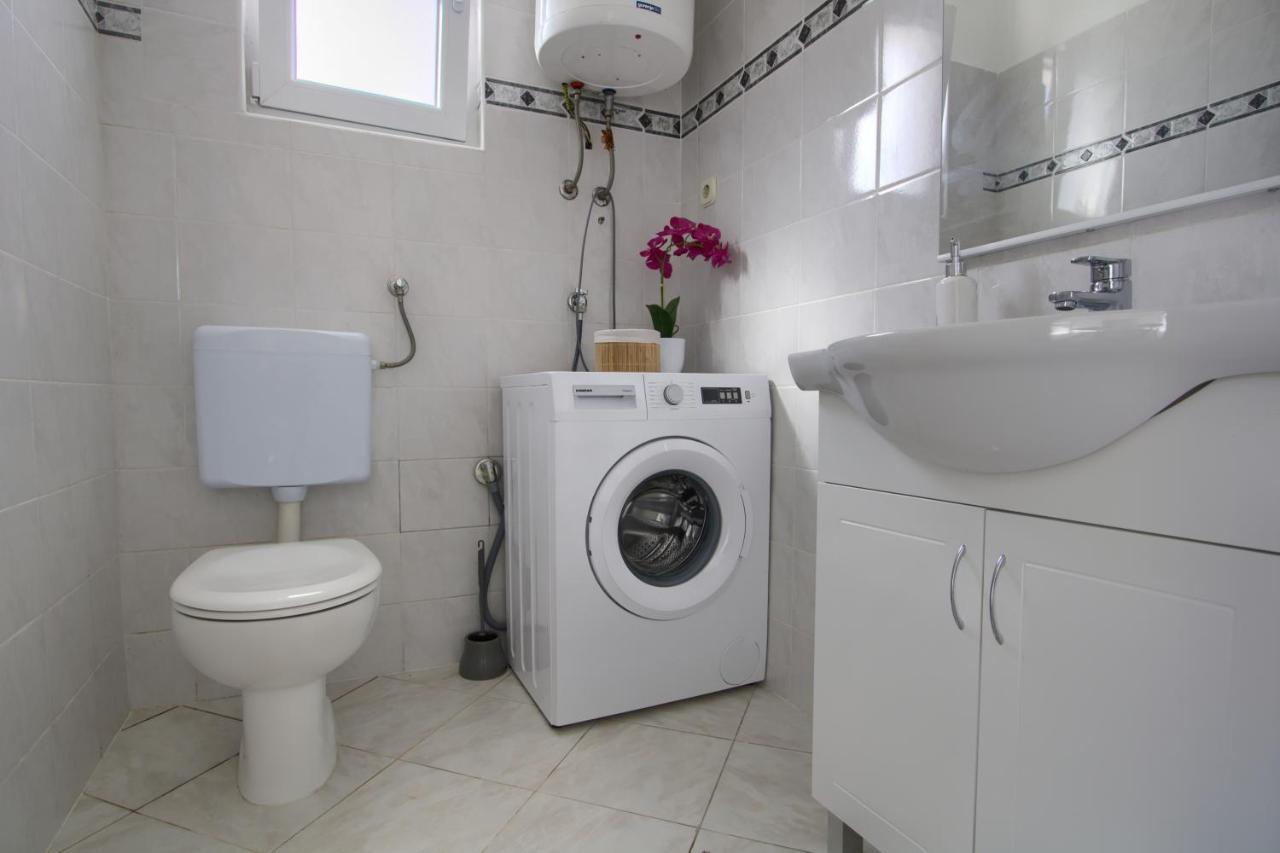 Apartments Villa Mihaela Banj Экстерьер фото