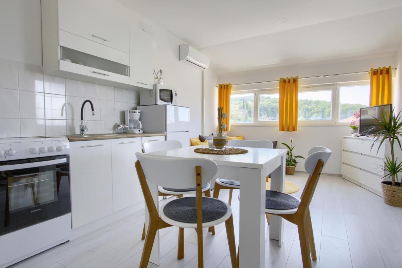 Apartments Villa Mihaela Banj Экстерьер фото