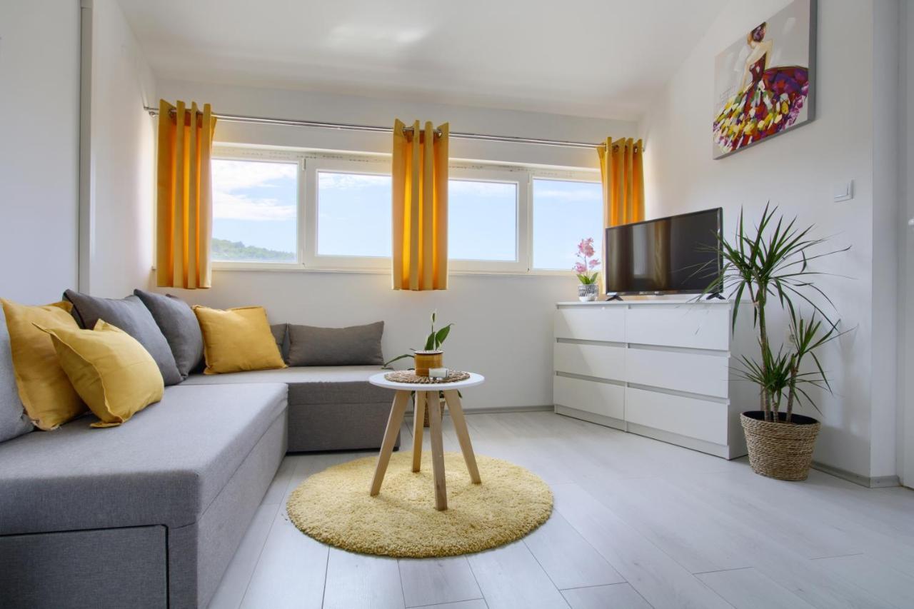Apartments Villa Mihaela Banj Экстерьер фото