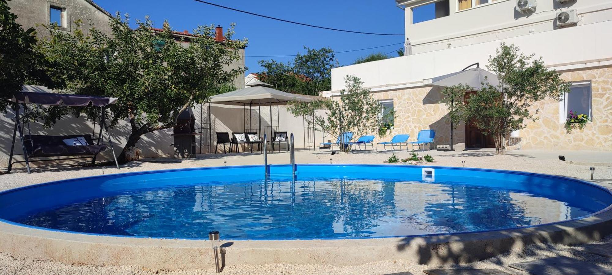 Apartments Villa Mihaela Banj Экстерьер фото