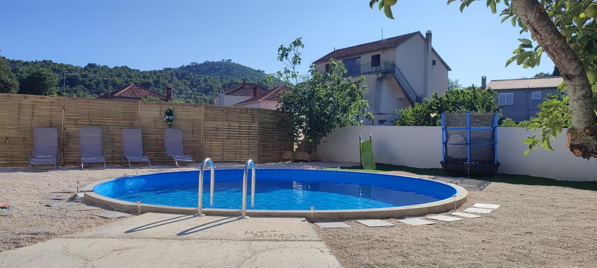 Apartments Villa Mihaela Banj Экстерьер фото