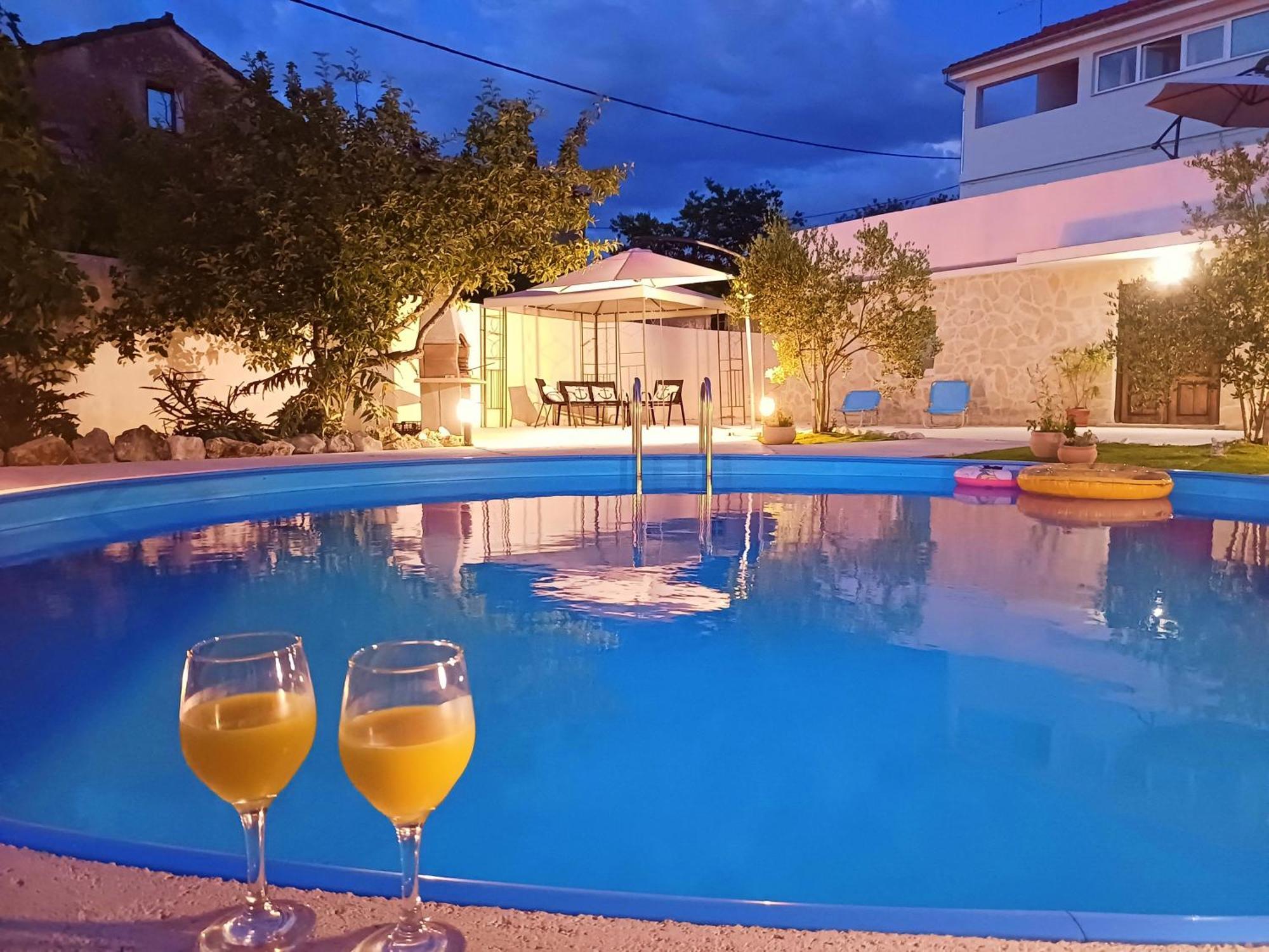 Apartments Villa Mihaela Banj Экстерьер фото