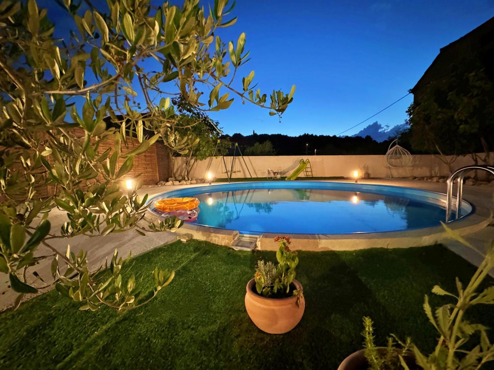 Apartments Villa Mihaela Banj Экстерьер фото